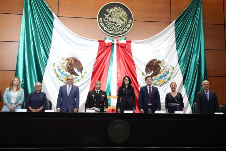 Gabriela Jiménez plantea reducir burocracia en puertos
