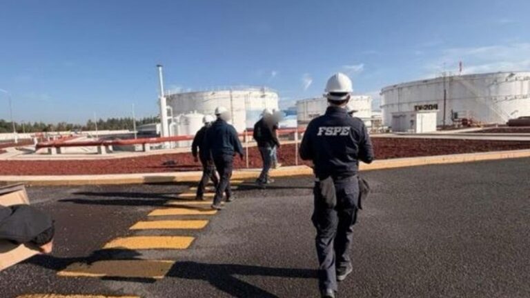 Aseguran 59 millones de litros de presunto hidrocarburo en Guanajuato